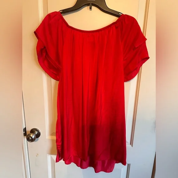 Terra & Sky 1X(16-18W) beautiful red silky blouse - Picture 3 of 6